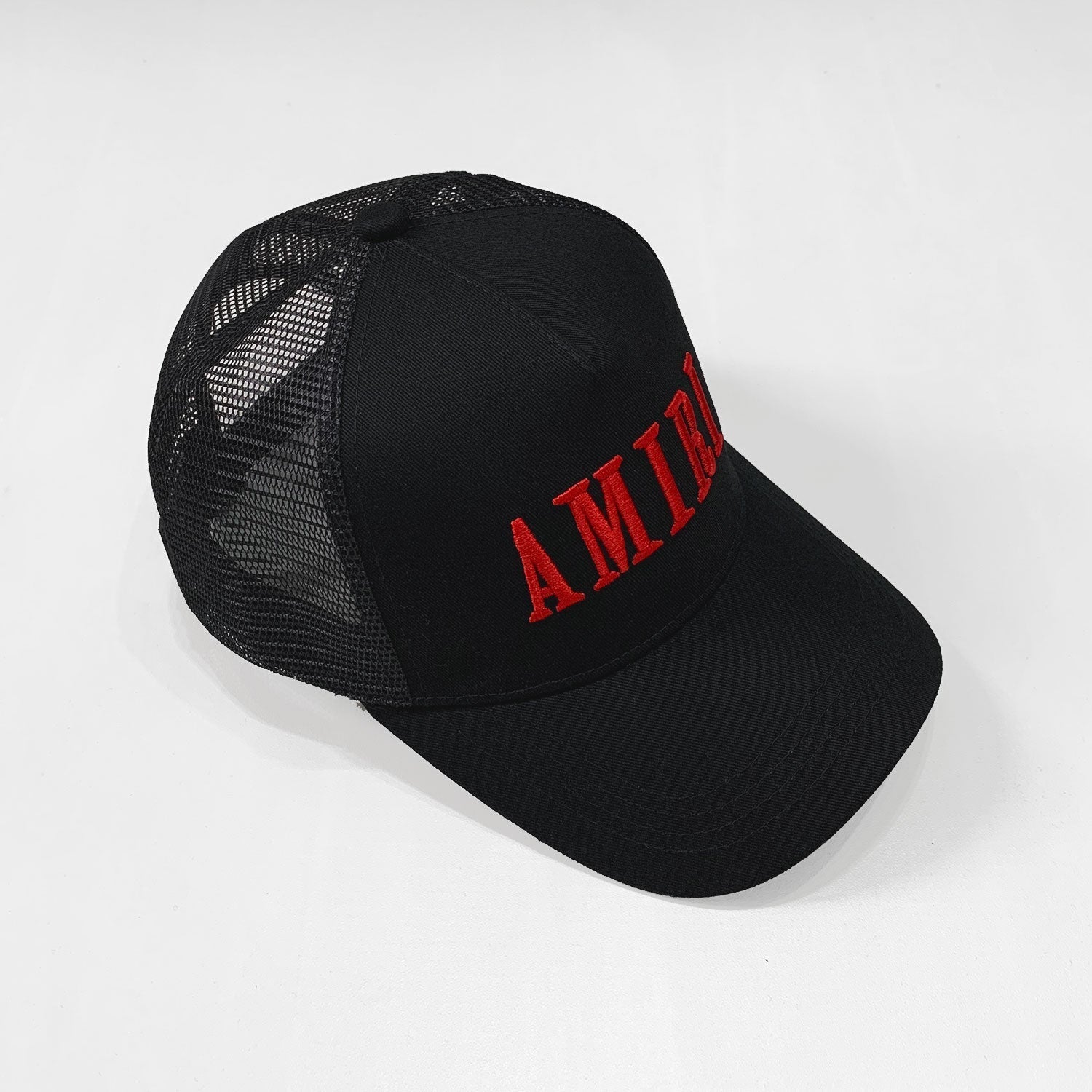 "Stylish Adjustable Snapback Cap"
